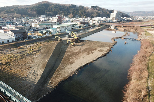 二級河川久慈川筋中の橋地区河道掘削工事